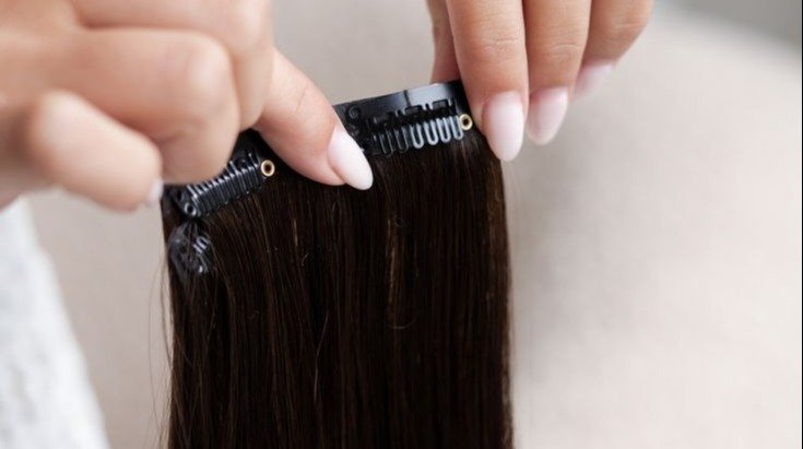 تحويل أي نوع اكستنشن دائم إلى اكستنشن مؤقت ( كلبسات - wig U - بونتيل ) خلال يوم واحد فقط